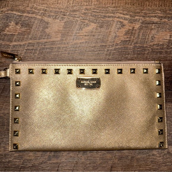 Michael Kors Womens Saffiano Leather Large Pale Gold